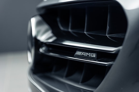 Mercedes-Benz E 63 AMG 18 of 30