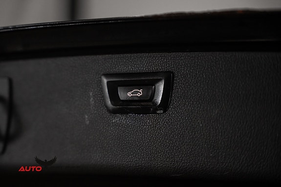 BMW 320d 12 of 30