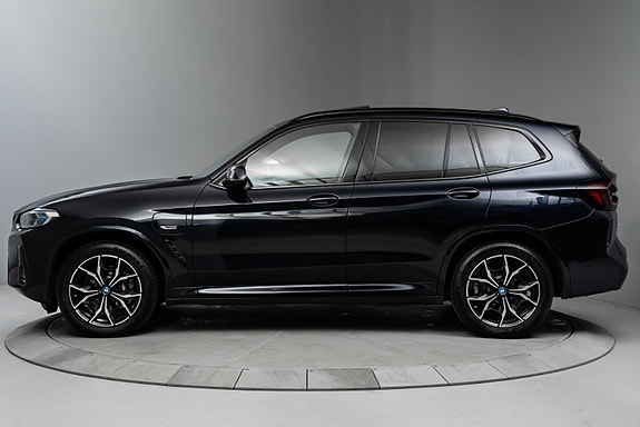 BMW X3 2 of 30