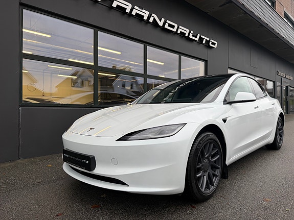 Tesla Model 3 2 of 30