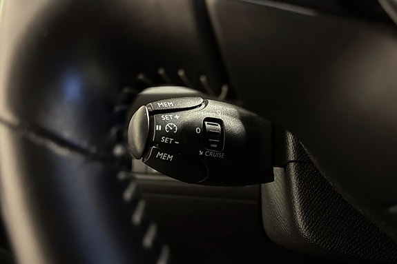Peugeot 308 18 of 26