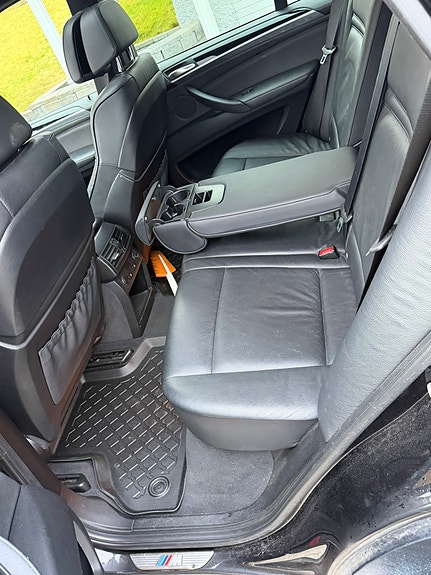 BMW X5 9 of 14