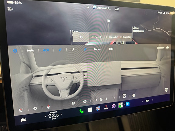 Tesla Model Y 25 of 30