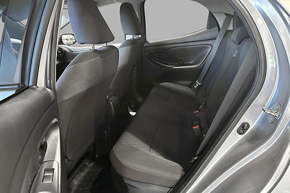 Toyota Yaris 16 of 30