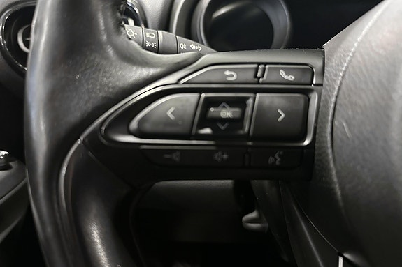 Toyota Yaris 30 of 30