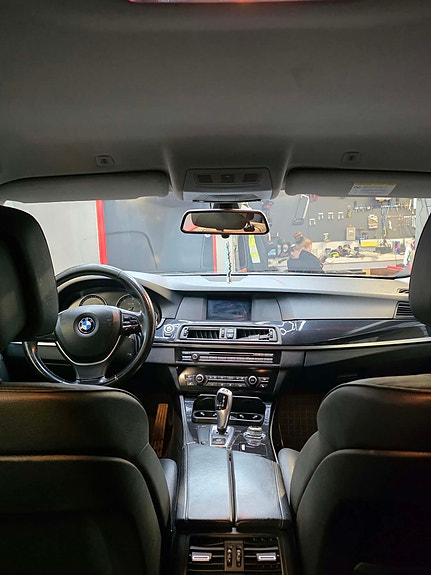 BMW 520d 13 of 17