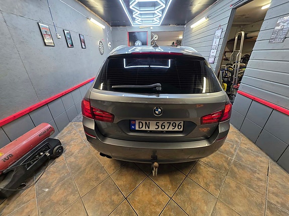 BMW 520d 5 of 17
