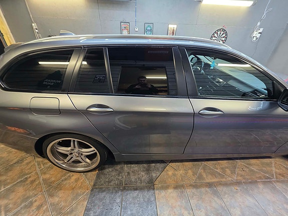BMW 520d 4 of 17