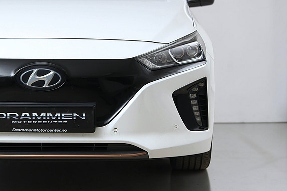 Hyundai IONIQ 6 of 30