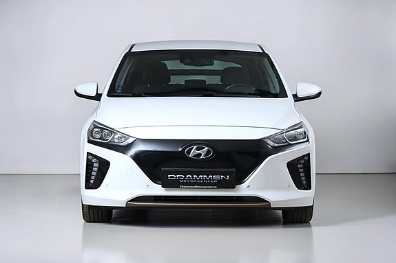 Hyundai IONIQ 2 of 30