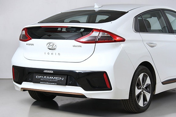 Hyundai IONIQ 7 of 30