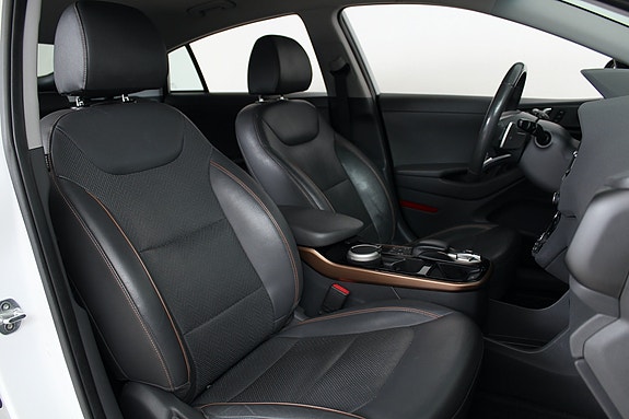 Hyundai IONIQ 14 of 30