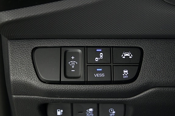 Hyundai IONIQ 28 of 30