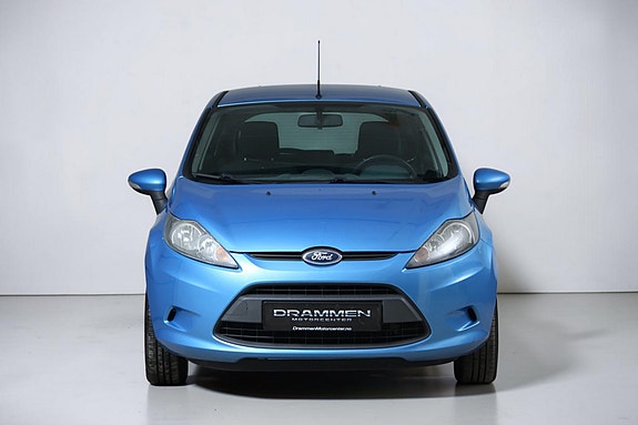 Ford Fiesta 2 of 30