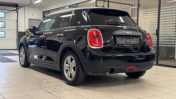 MINI One 4 of 24