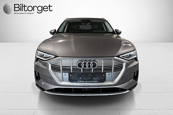 Audi e-tron 2 of 30