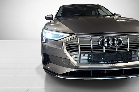 Audi e-tron 17 of 30