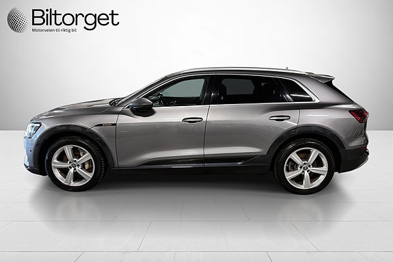 Audi e-tron 10 of 30