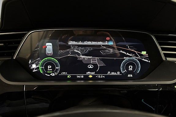 Audi e-tron 28 of 30