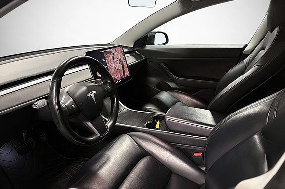 Tesla Model 3 15 of 23