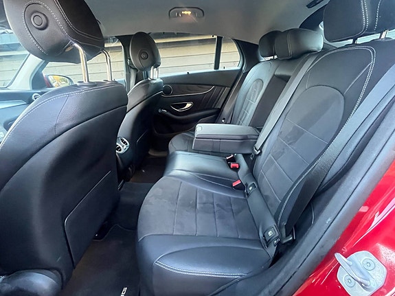 Mercedes-Benz GLC 350 e 10 of 17