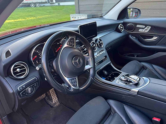 Mercedes-Benz GLC 350 e 8 of 17