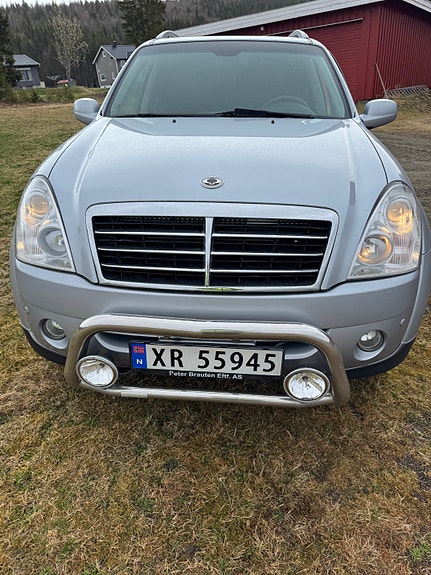 SsangYong Rexton 3 of 15