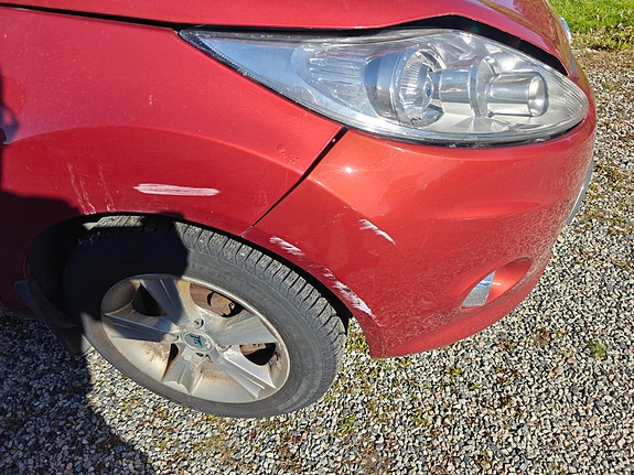 Ford Fiesta 6 of 26