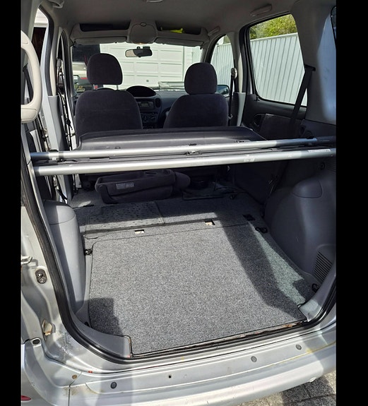 Toyota Yaris Verso 5 of 11