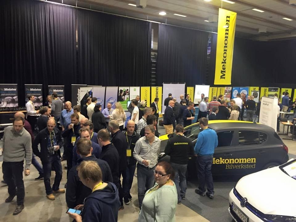 Årlig messe for både butikk og verksted sørger for kompetanseheving.