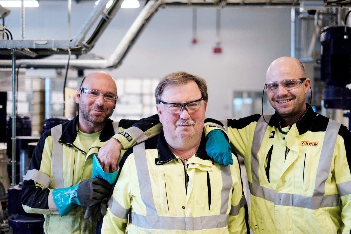 Gode venner og godt arbeidsmiljø gir verdens beste maling