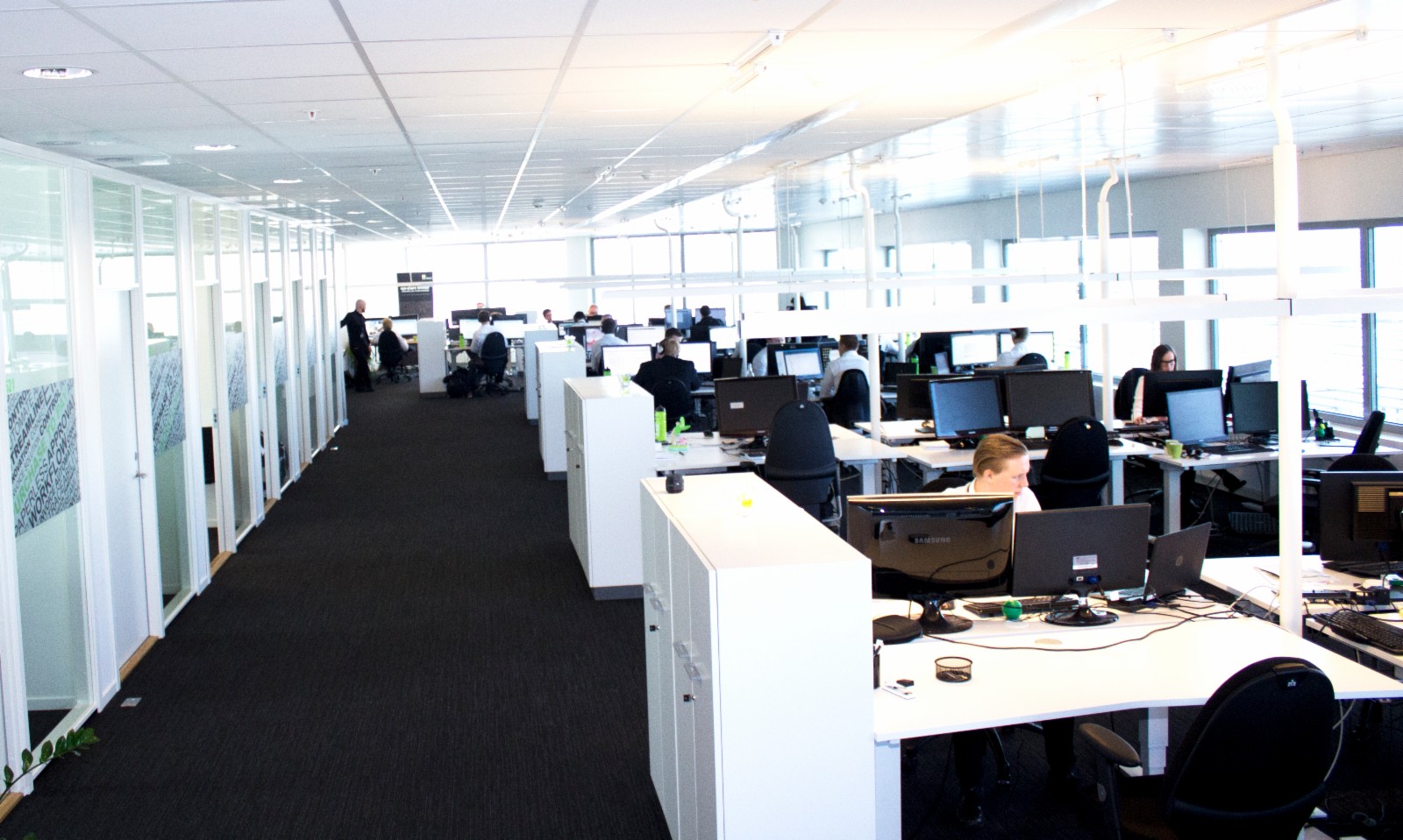 Eye-share har hovedkontor i Stavanger og holder til i Maskinveien 15 på Forus i trivelige og moderne lokaler i Tietoevry bygget.