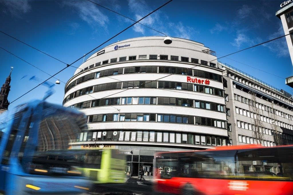 Vi holder til sentralt på Jernbanetorget i Oslo.