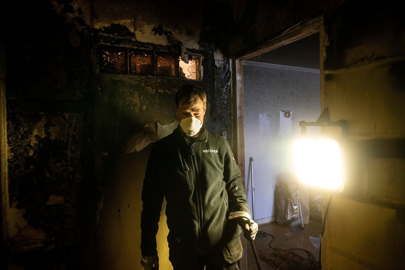 Recover Nordic sine ansatte hjelper mennesker i ulike situasjoner - alt fra vannlekkasjer til brannskader. Her får du en variert og spennende arbeidshverdag!