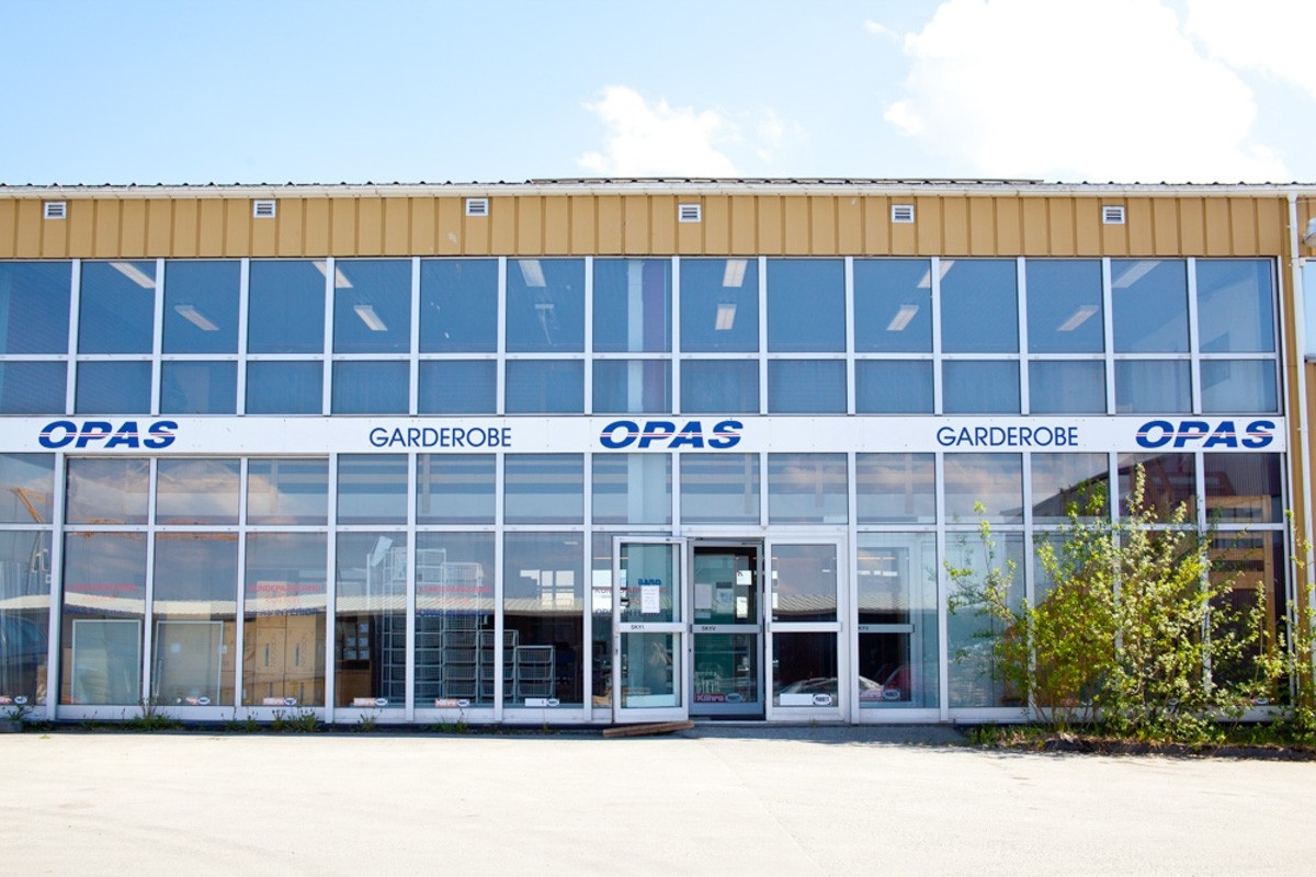 company cover image