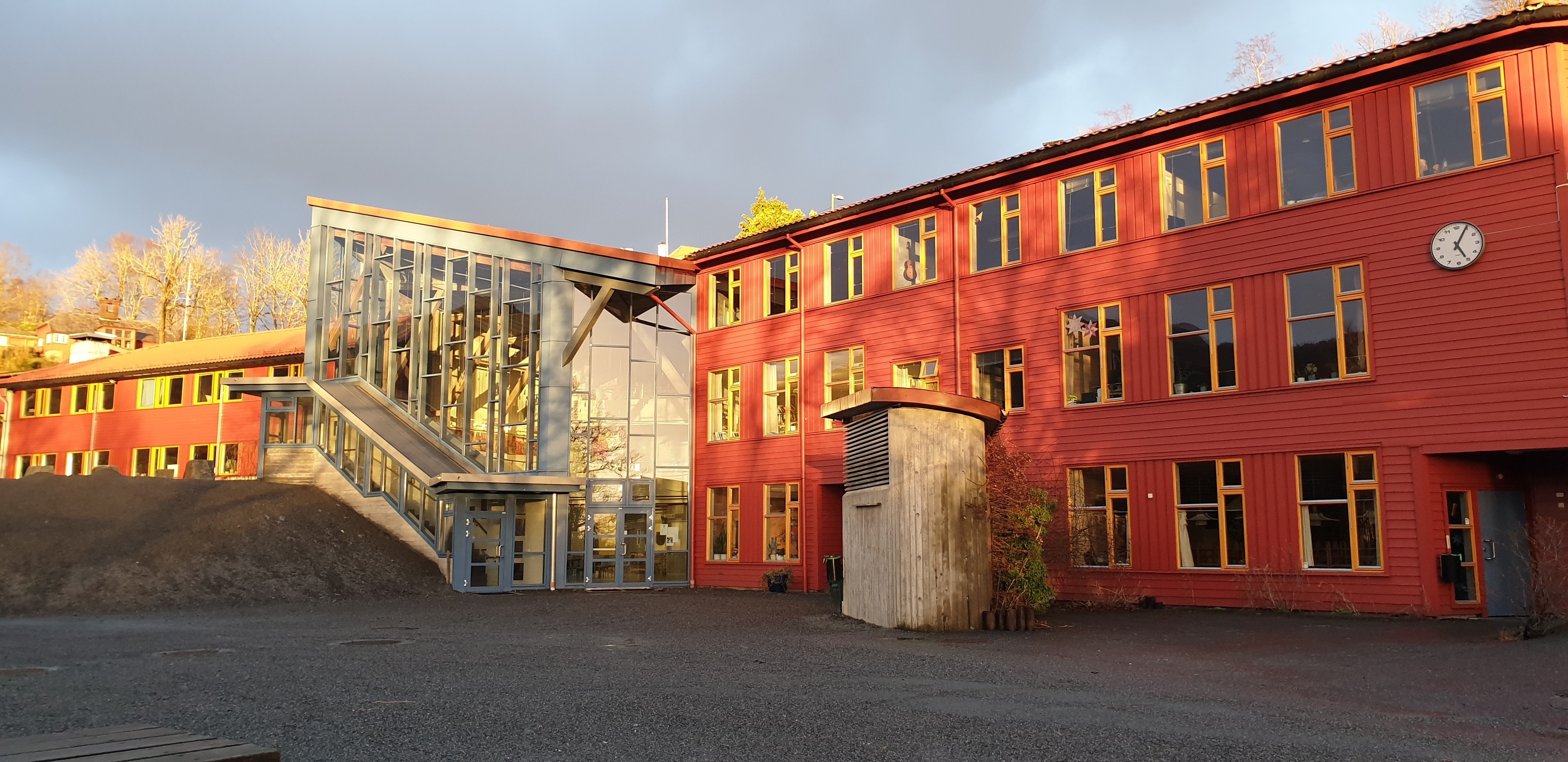 company cover image