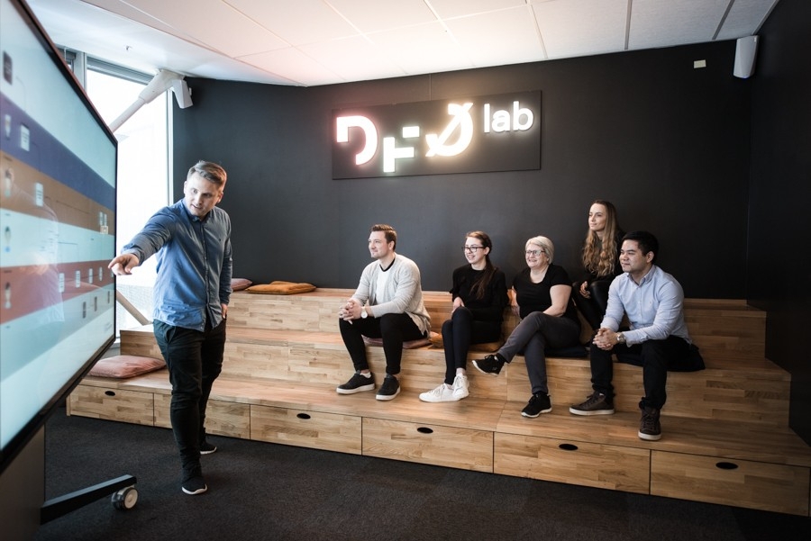 I DFØ møtes kunnskapdyktige mennesker med ulik bakgrunn og kompetanse for å  jobbe med et viktig samfunnsoppdrag.