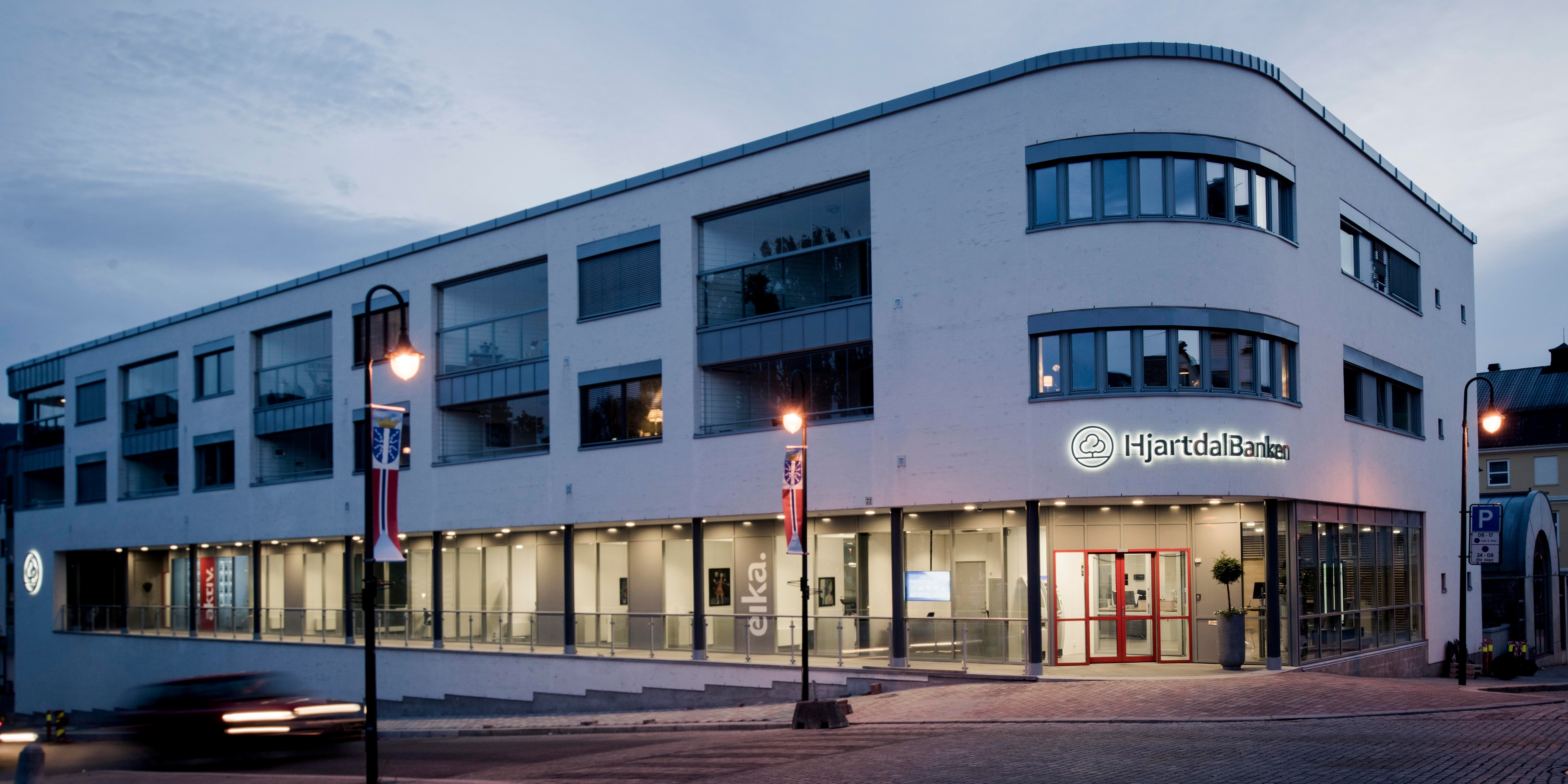 company cover image