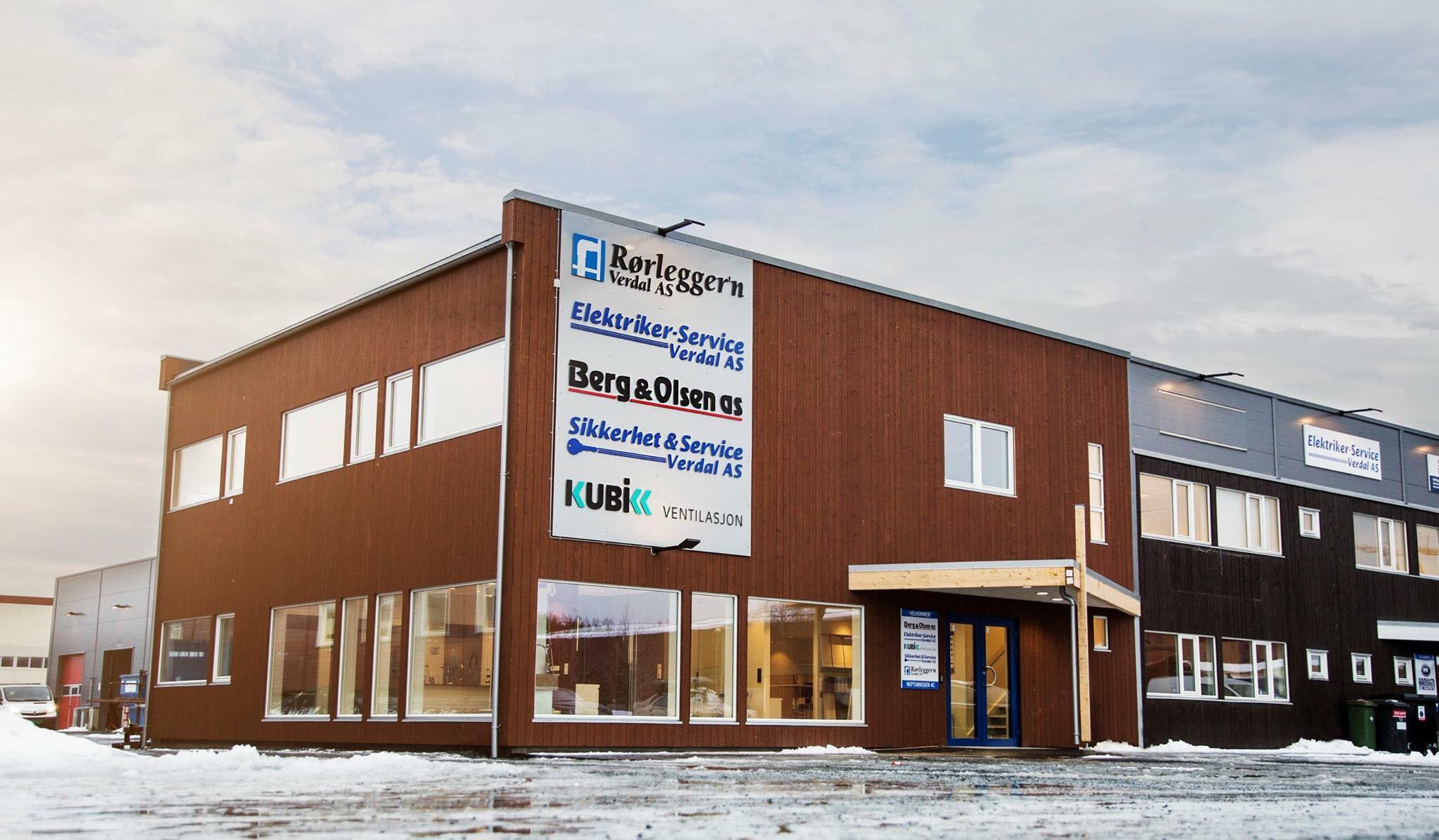 company cover image