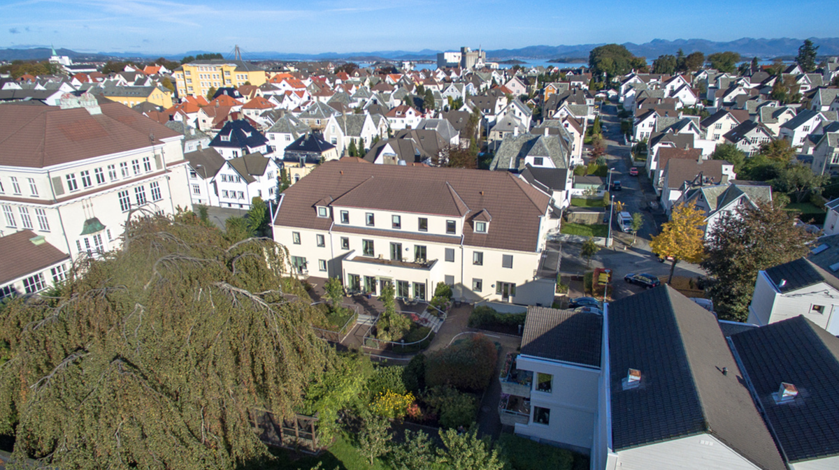 company cover image