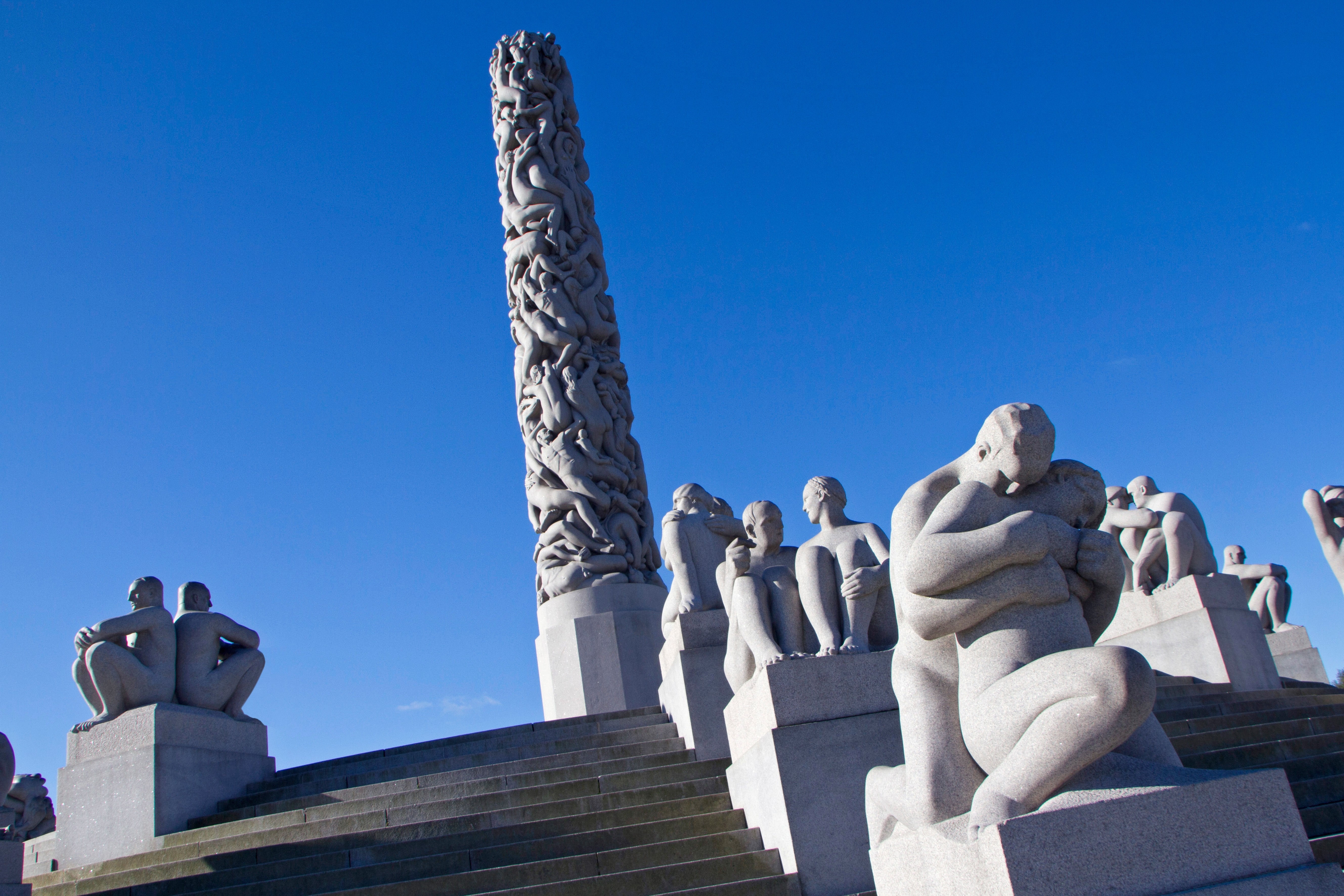 Monolitten ble levert av Beer Sten for mer enn 100 år siden
