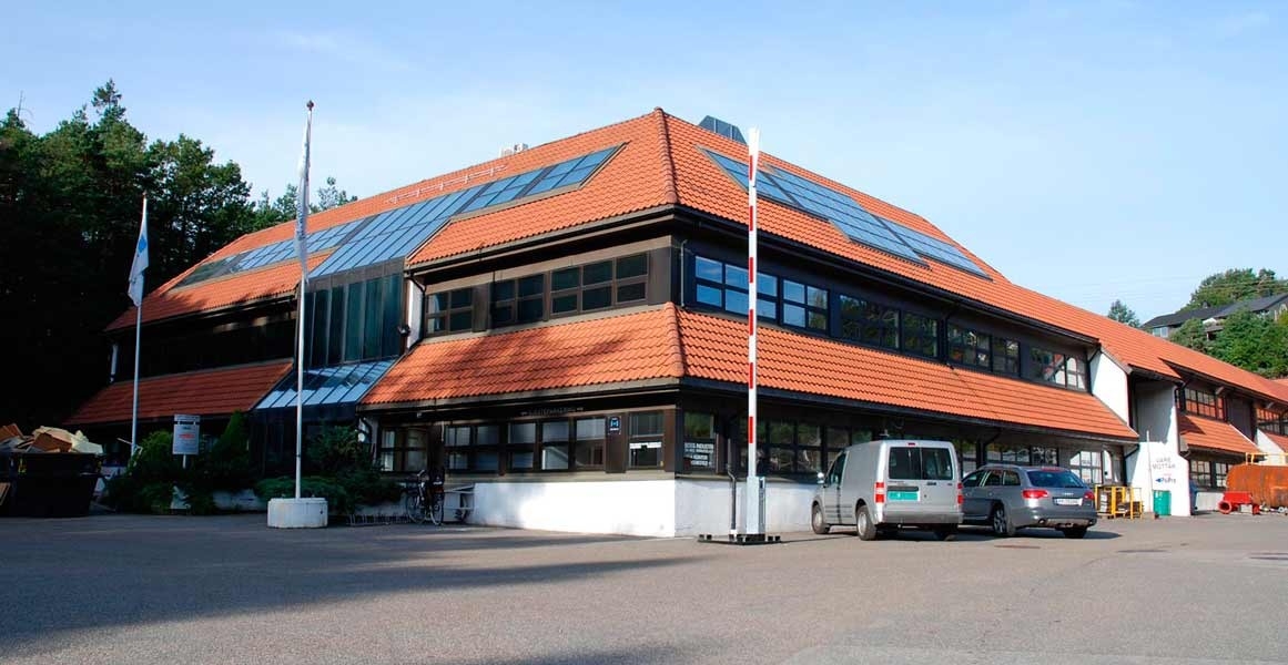 company cover image