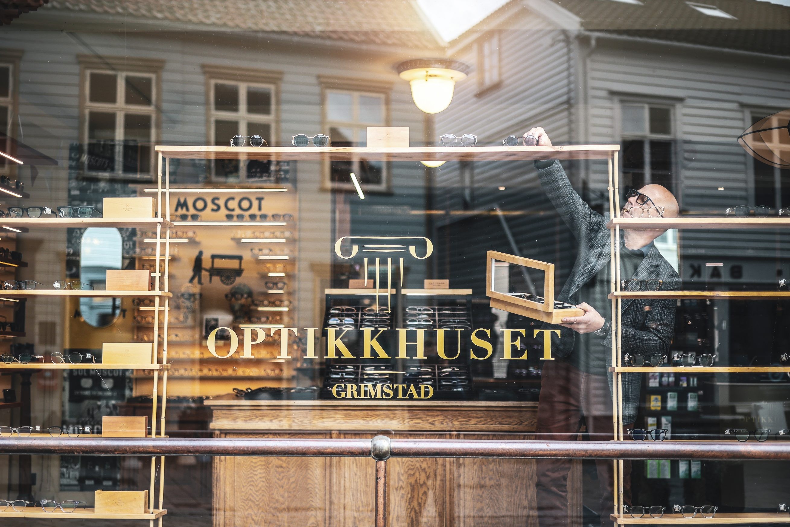 company cover image