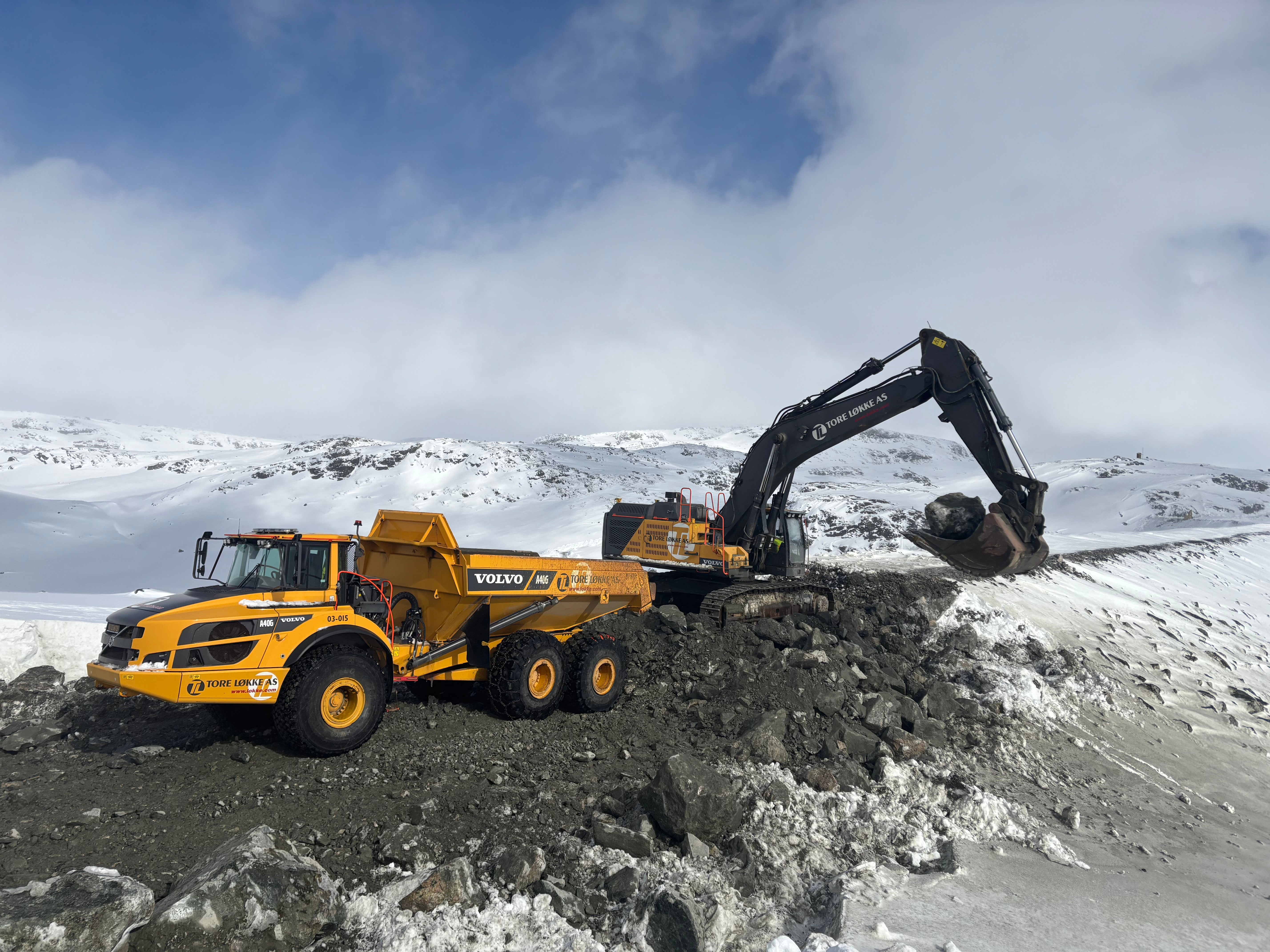 company cover image