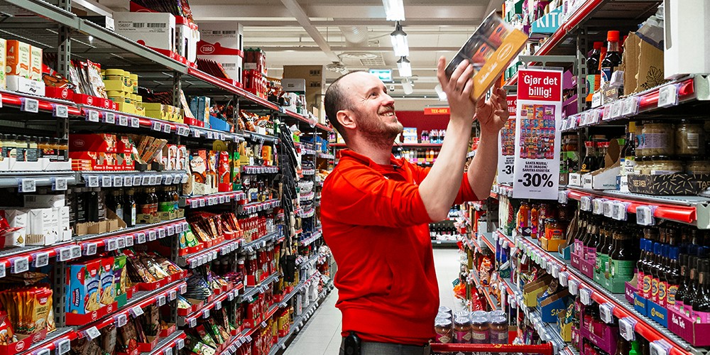 I EXTRA får du jobbe med mye forskjellig; varepåfylling, kundeservice, frukt & grønt, kassearbeid, kampanjer og mange andre oppgaver i butikk. 