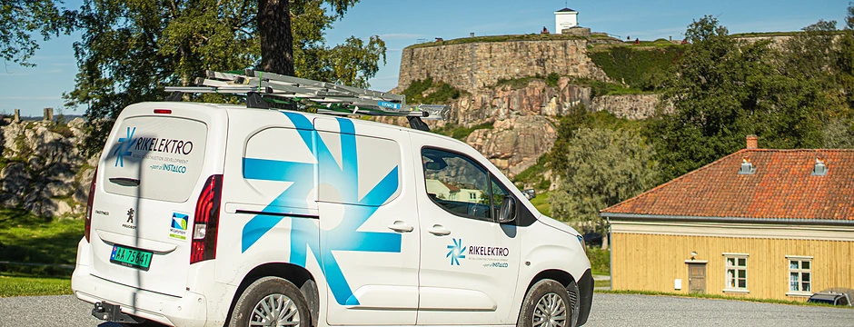 company cover image
