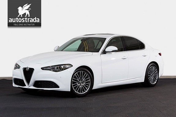 Alfa Romeo Giulia 2.0T 200hk Aut. Luxuspakke H&K Navi