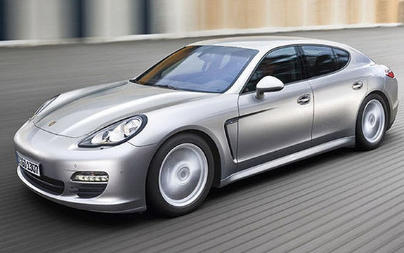 Porsche Panamera 4x4 skinn navi luft pdc bose