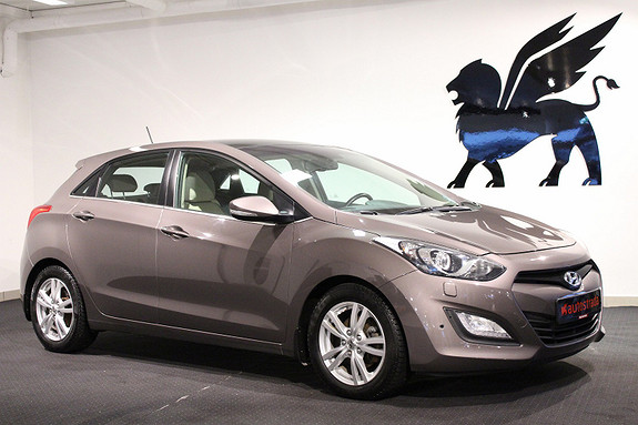 Hyundai i30 Premium Pano Del skinn Kamera Navi Xenon